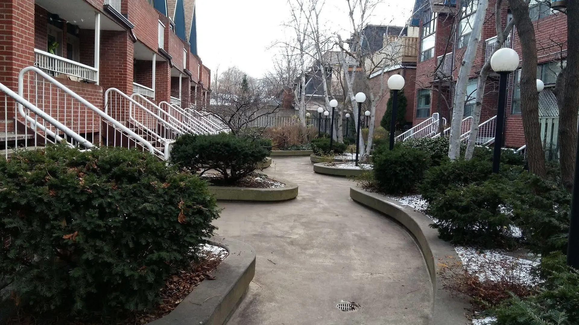 Toronto Furnished Living- Pembroke Apartment 0*,